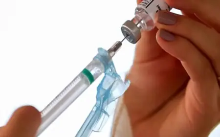 Brasil e Índia firmam acordo para fortalecer produção de vacinas