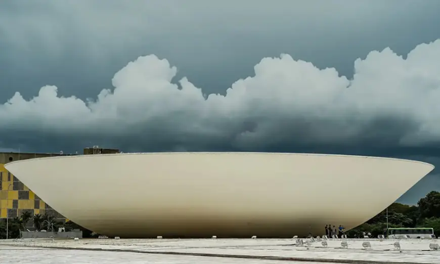 Deputados pedem investigação federal sobre megaoperação no Rio