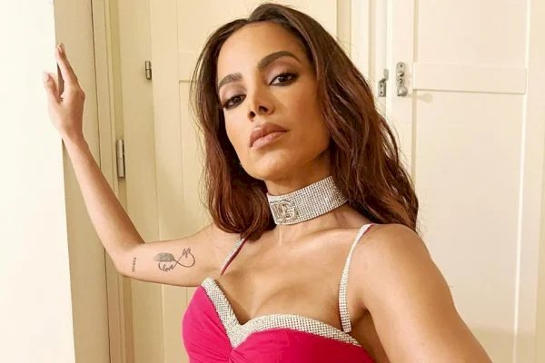 Anitta entra para o Guinness com Envolver, 1º lugar global no Spotify