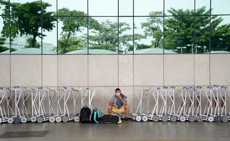 Máscaras voltam a ser exigidas na sexta (25) em aviões e aeroportos; veja o que muda