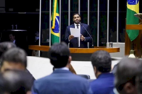 Câmara aprova indicação de Jhonatan de Jesus para ministro do TCU