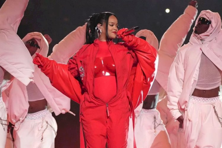 Homem tenta invadir mansão de Rihanna para “pedi-la em casamento”