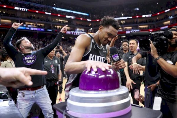 Kings vencem mais uma e abre 2 x 0 na série contra os Warriors