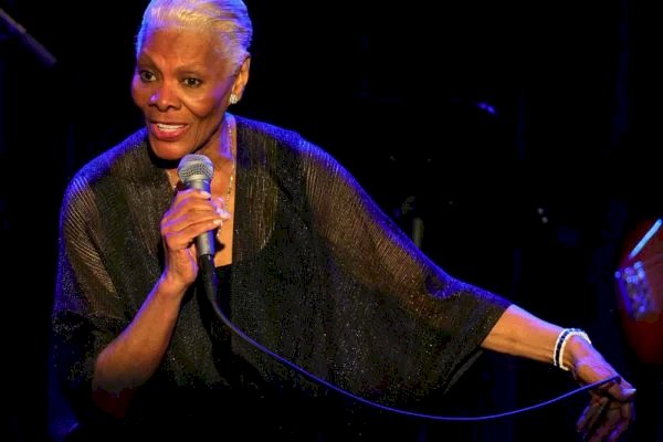 Saiba como e onde comprar ingressos para o show de Dionne Warwick em Brasília