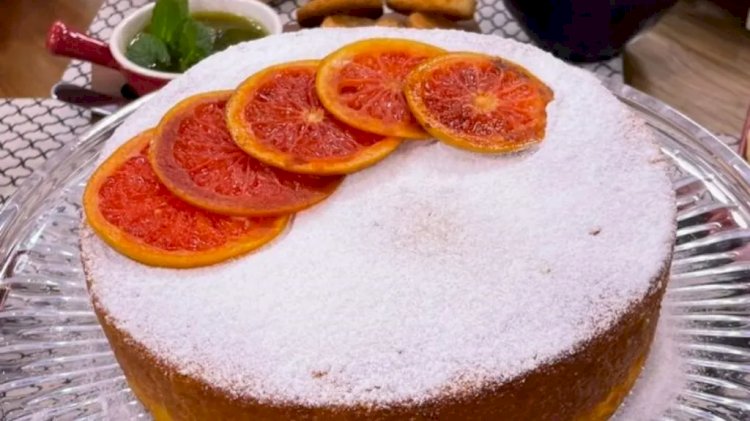 Bolo de laranja com casca