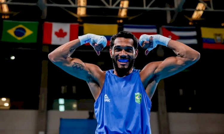 Luiz Oliveira vence na 1ª luta do Brasil no Pré-Olímpico de Boxe