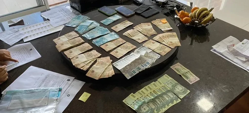 Operação contra contrabando de cigarros chega a Mundo Novo, em Mato Grosso do Sul