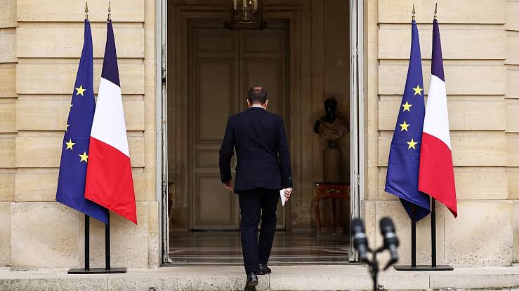 Crise política da França começa a pressionar economia e preocupa mercados europeus
